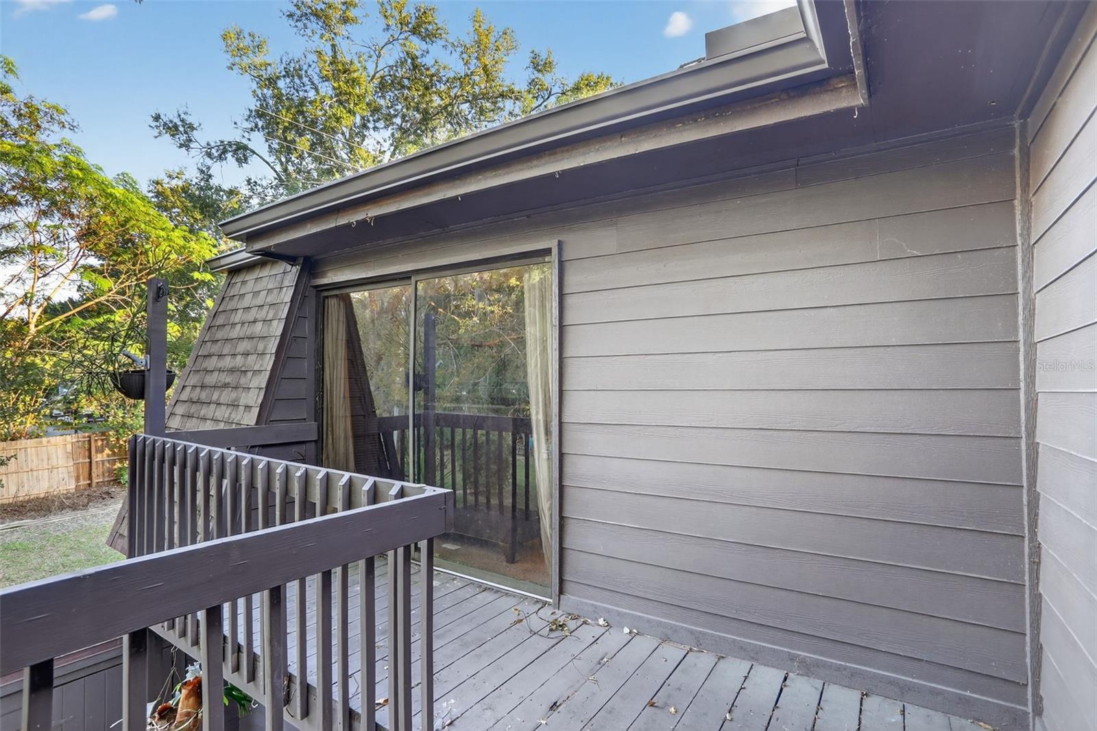 LAKE OLYMPIC TWNHS - Residential