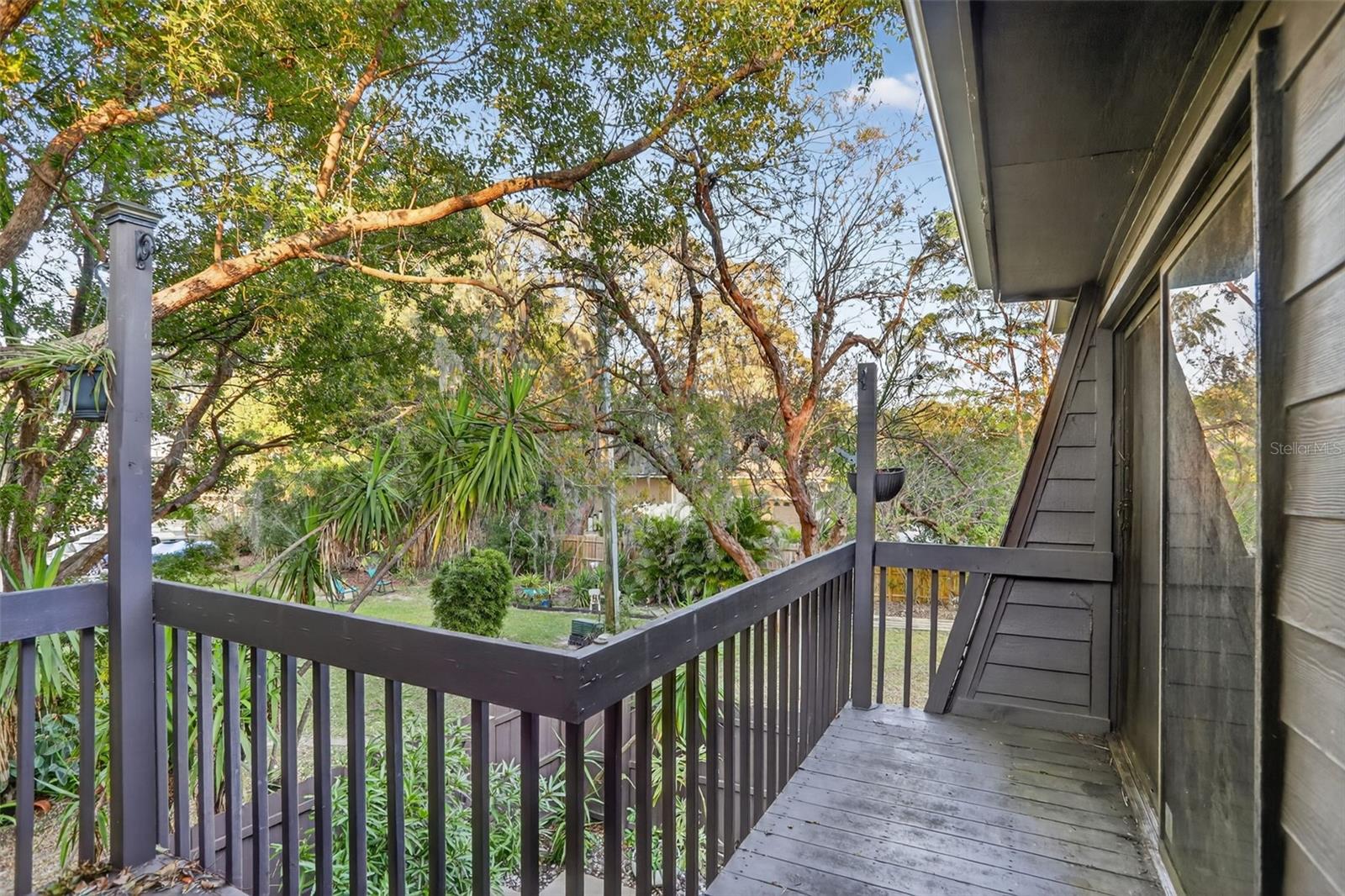 LAKE OLYMPIC TWNHS - Residential