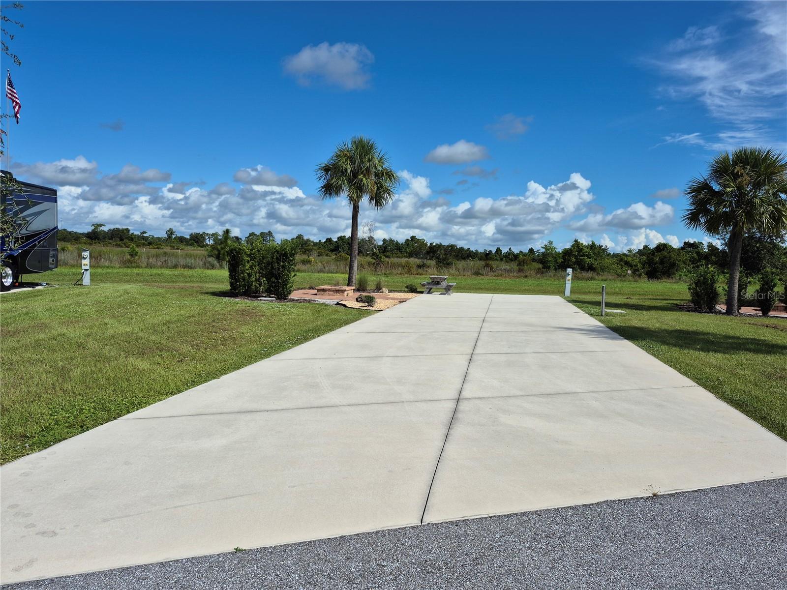 RESORT AT CANOPY OAKS - Land