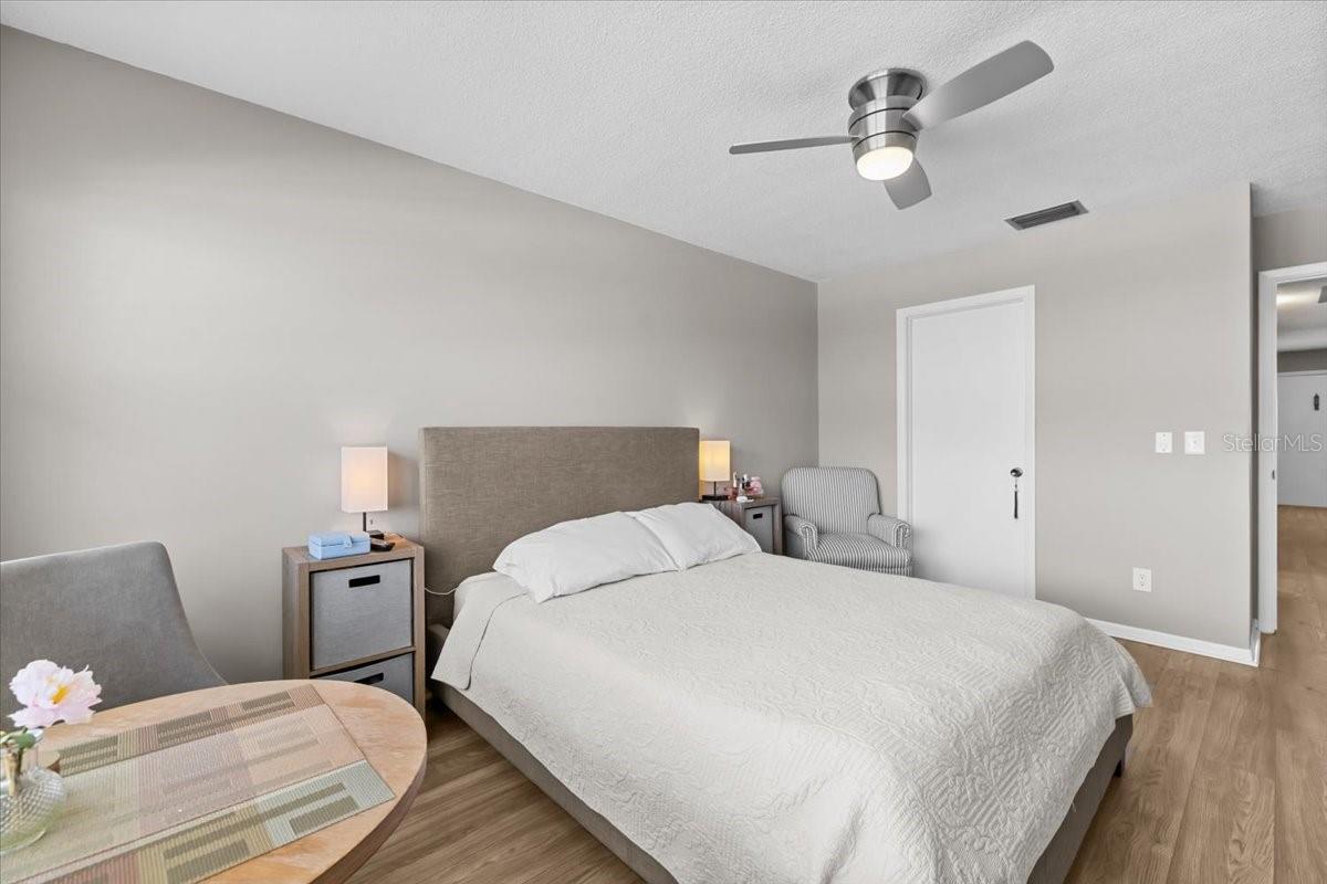 KALMIA CONDO - Residential