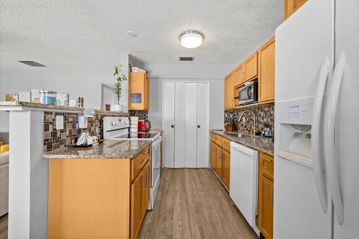 1235 S HIGHLAND AVENUE 2-307