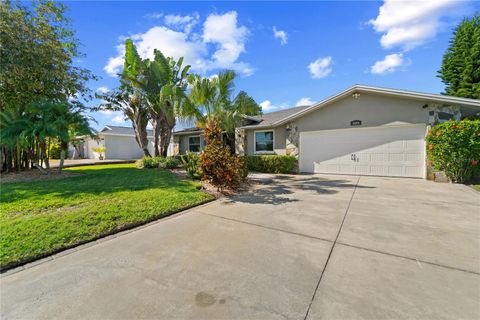 Photo of 5804 Tampa Shores Boulevard, Tampa, FL 33615 (MLS # TB8466964)