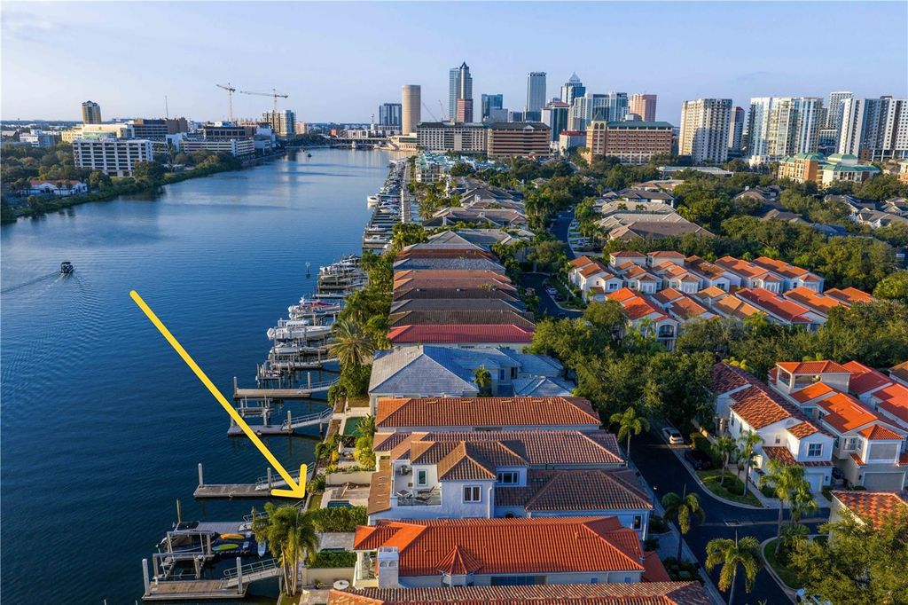 Photo of 1037 Royal Pass Road, Tampa, FL 33602 (MLS # TB8450997)