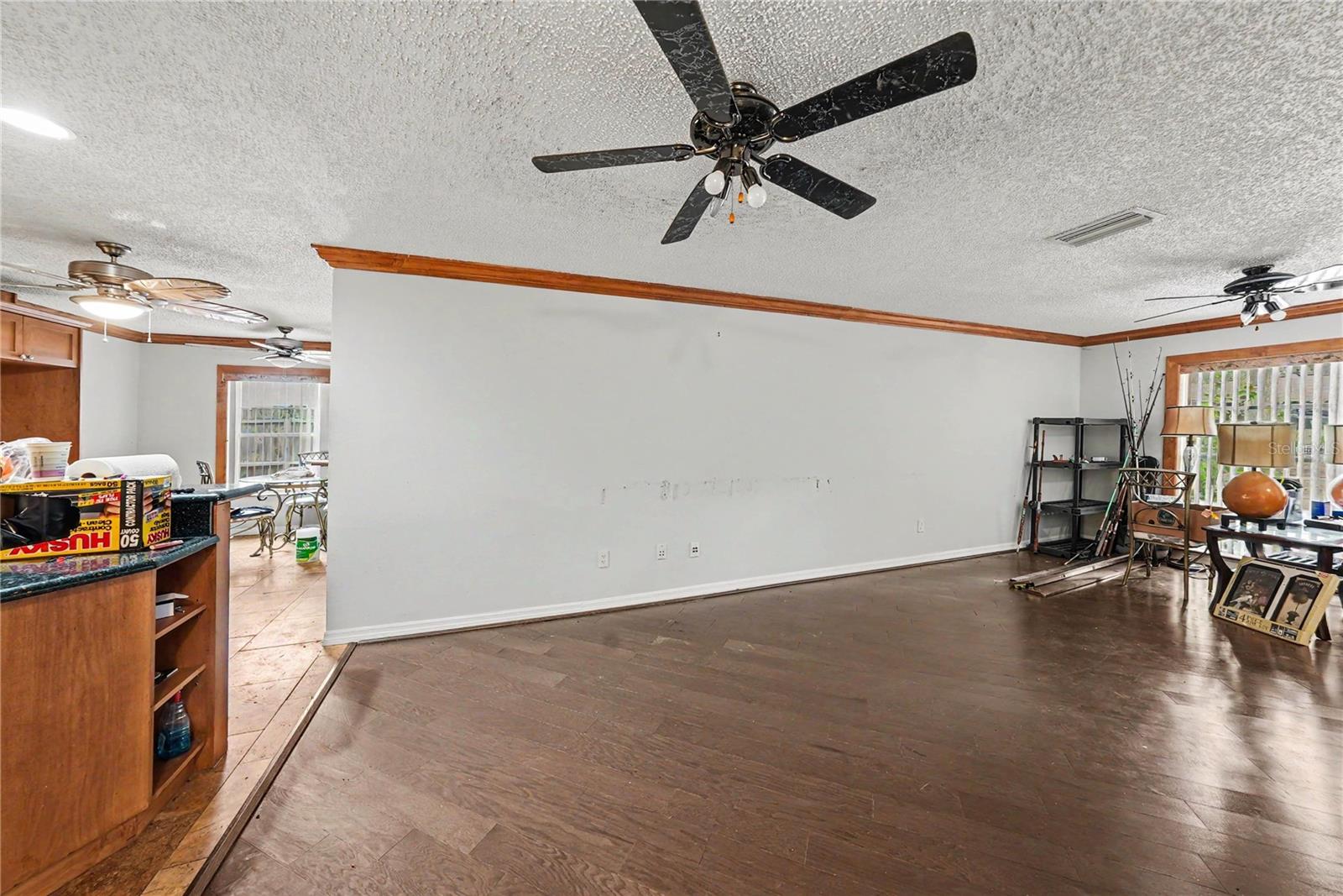 9624 HIDDEN OAKS CIRCLE