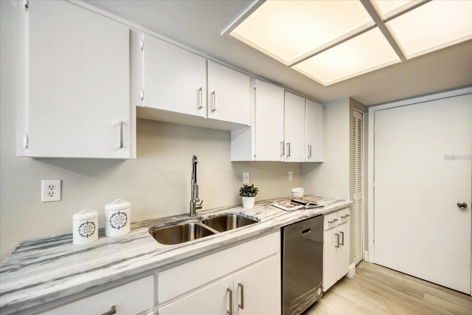 HIGHLAND LAKES - Residential