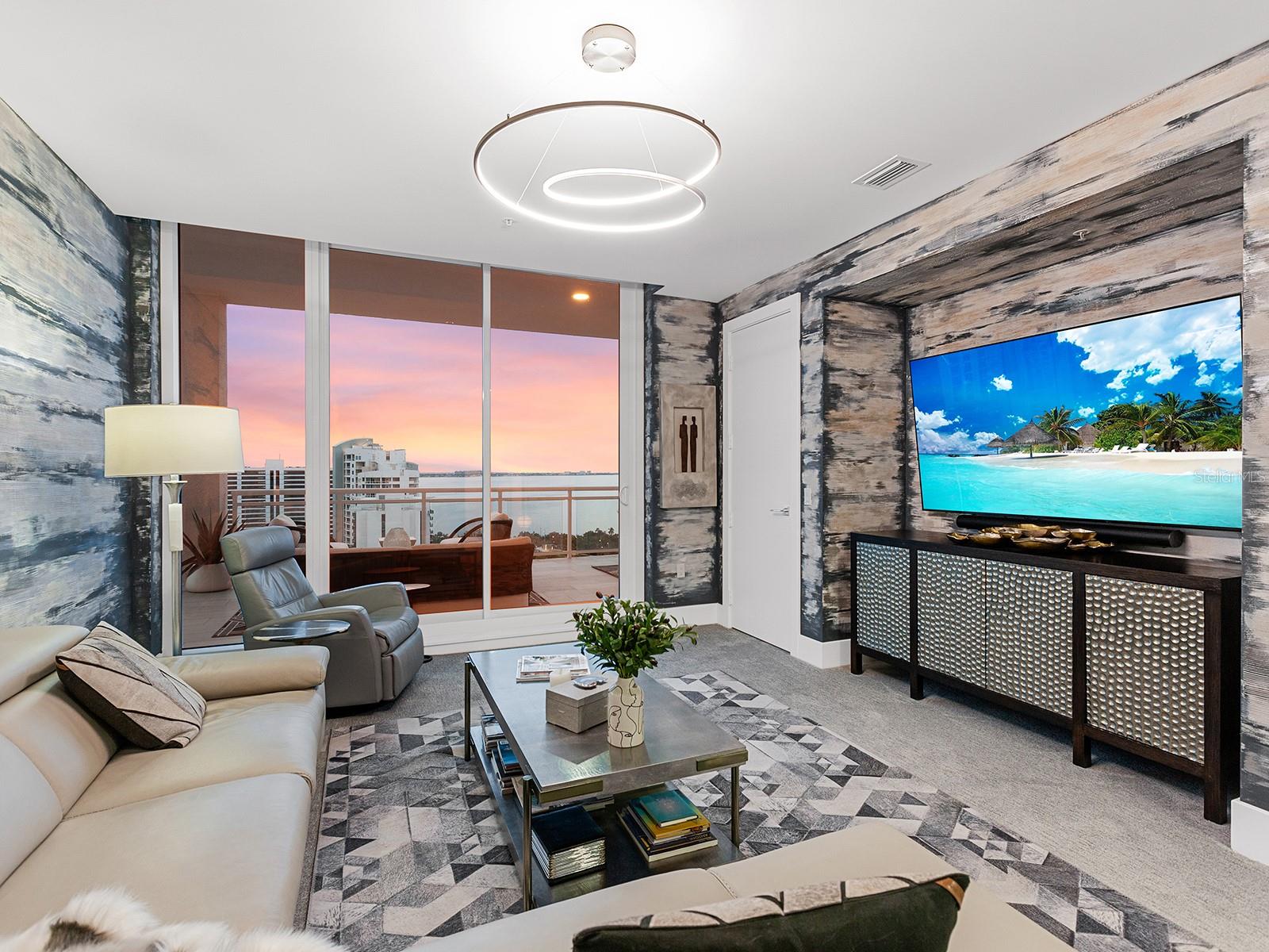 BLVD SARASOTA - Residential