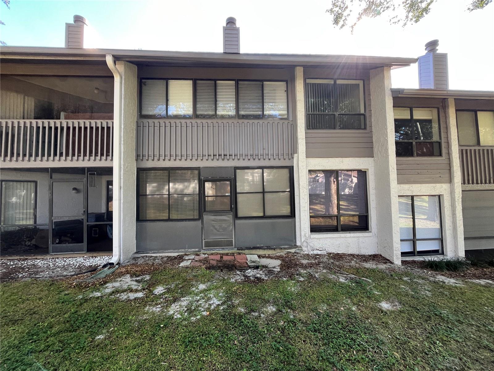 MONTGOMERY CLUB CONDO - Residential Lease