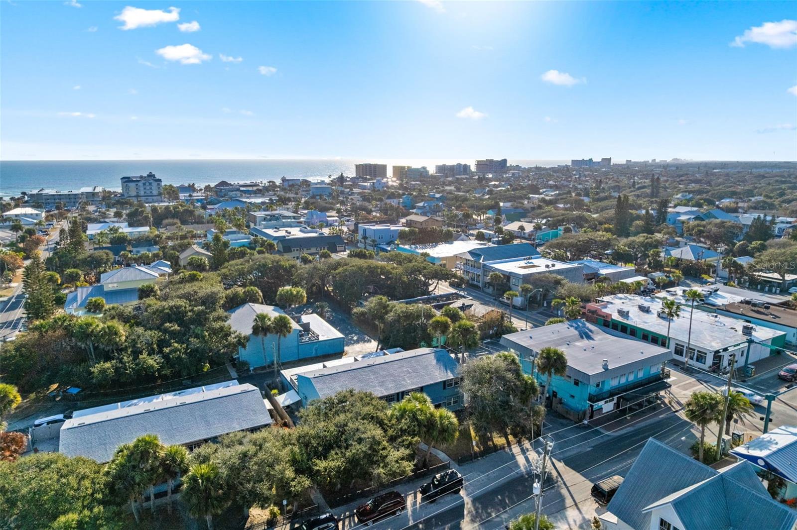 OAKS CONDO - Residential