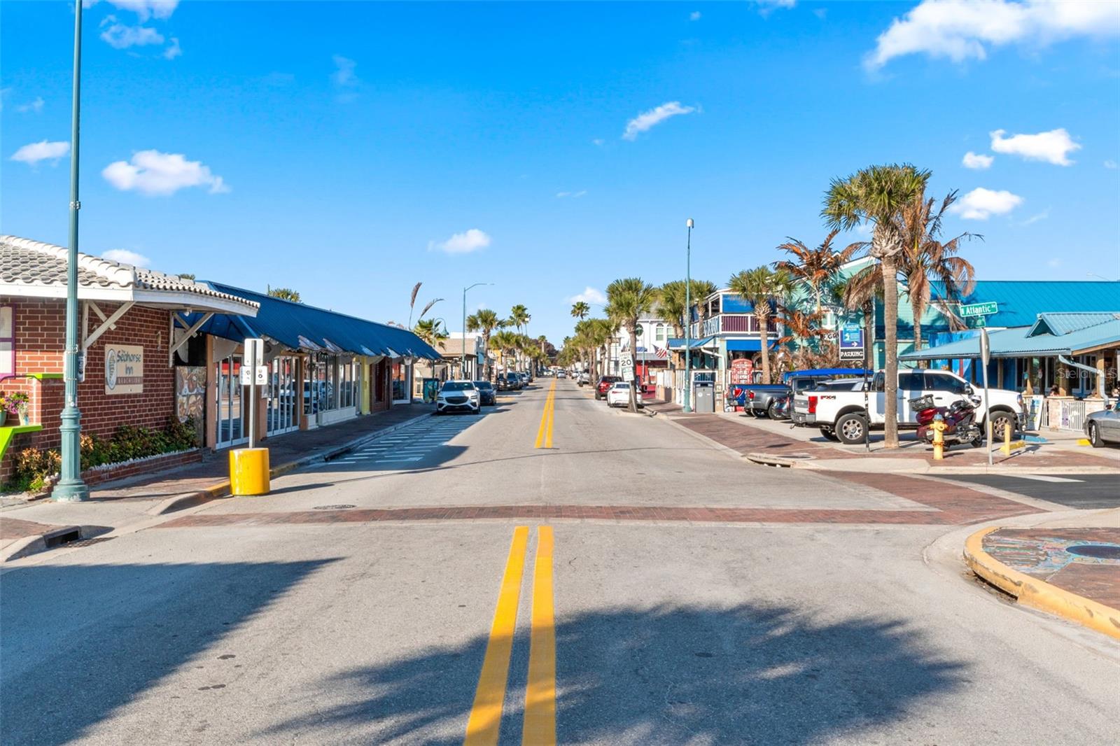 OAKS CONDO - Residential