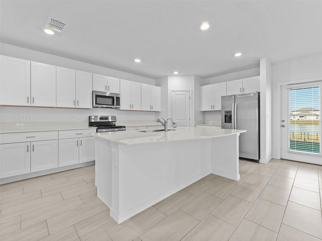 Photo of 11628 Radiant Shore Loop, San Antonio, FL 33576 (MLS # TB8470594)