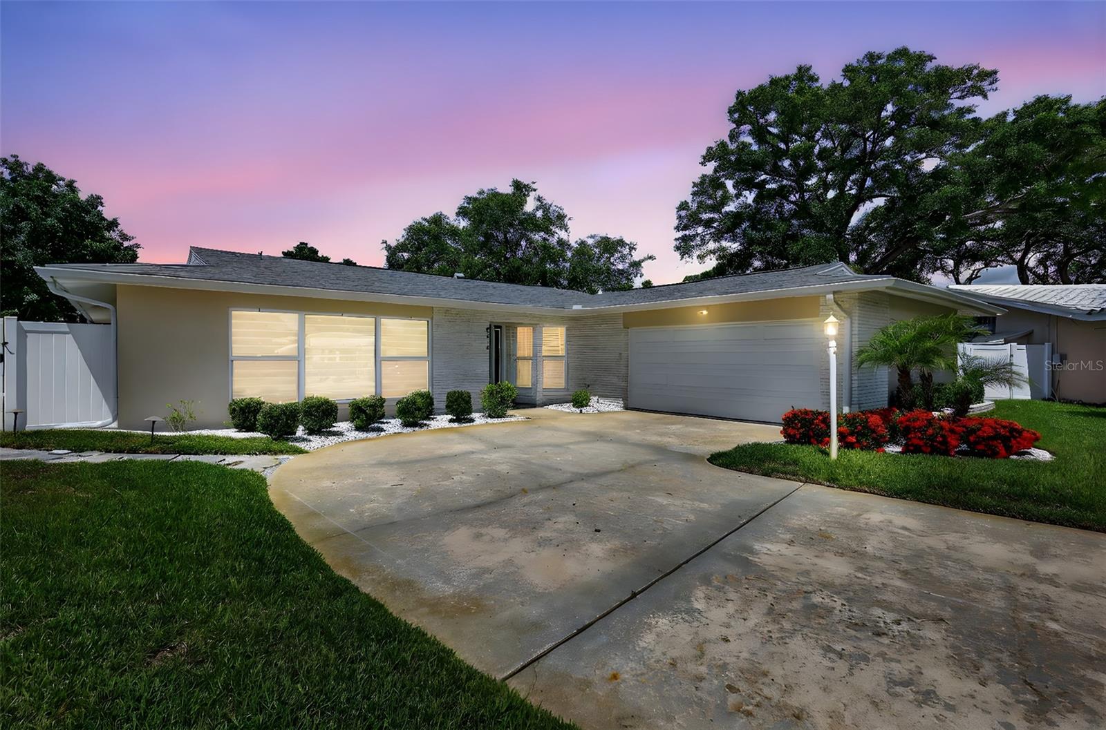 BAY CREST PARK UNIT 16 - Residential