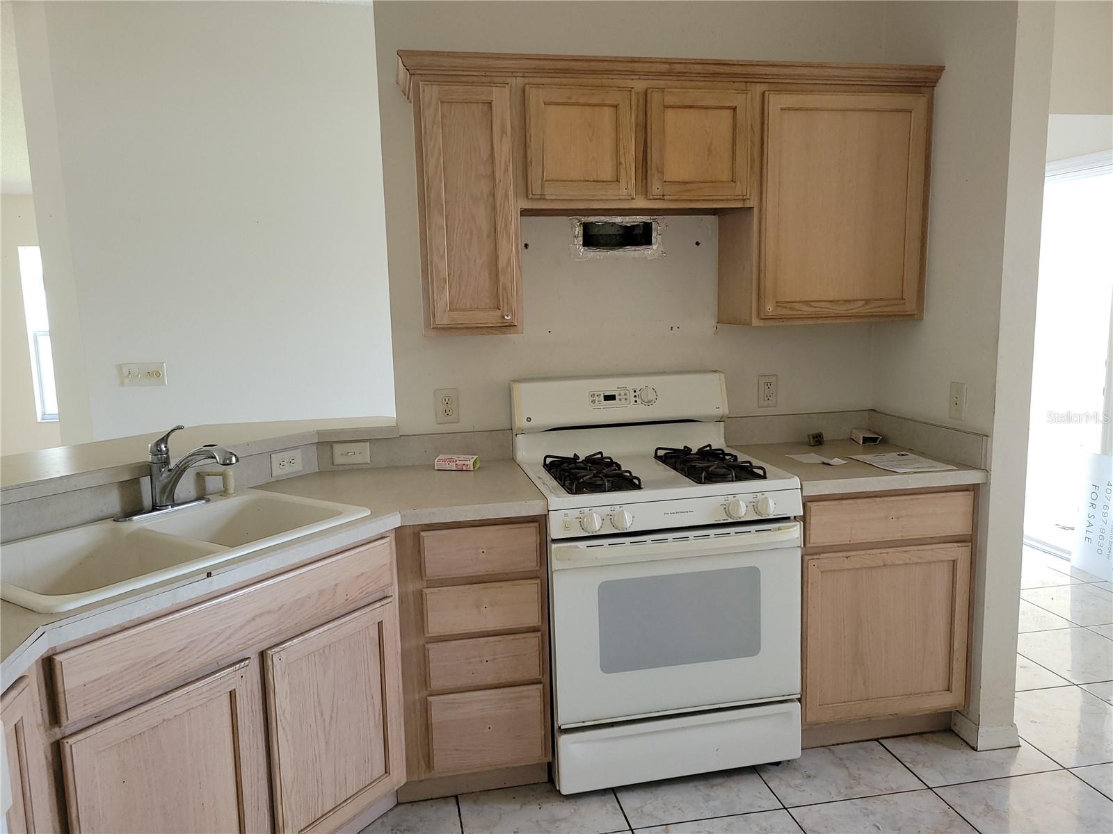 Photo 16 of 19 of 7214 SE 171ST BROOKHAVEN PLACE house