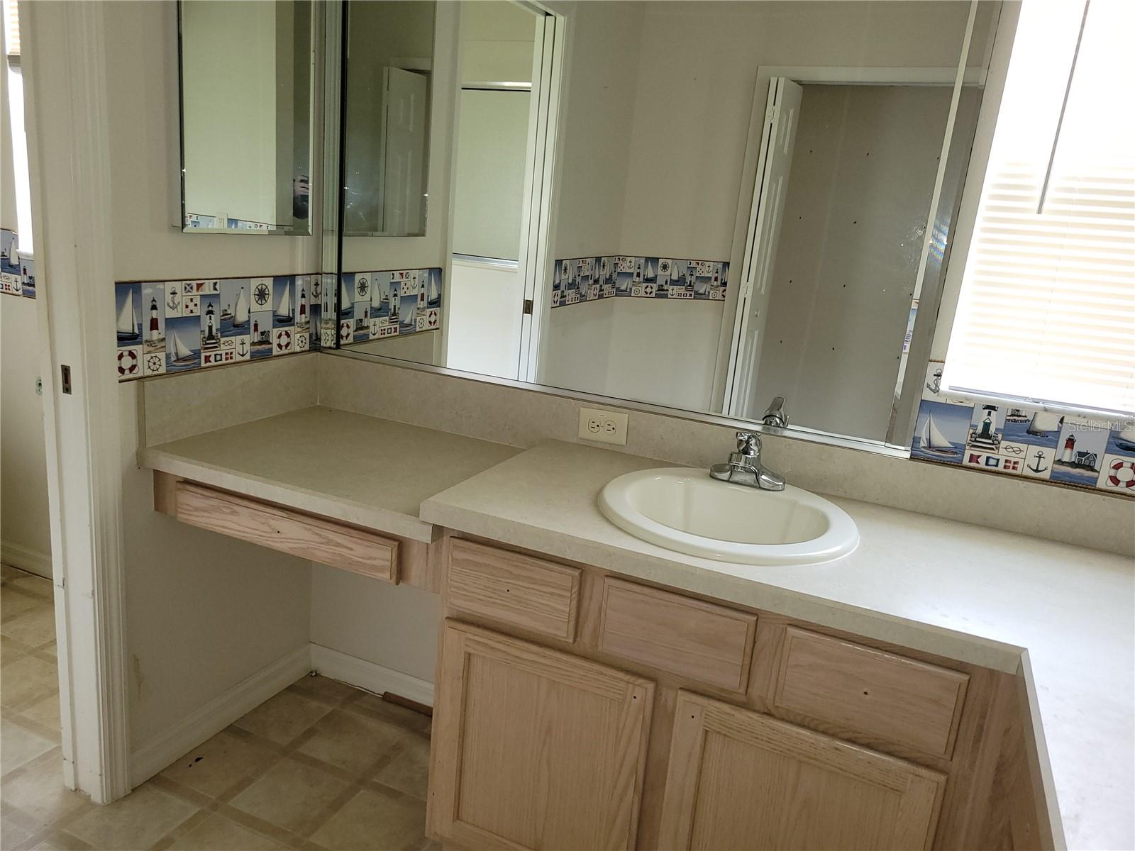 Photo 9 of 19 of 7214 SE 171ST BROOKHAVEN PLACE house