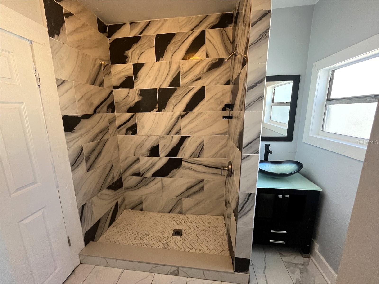 ROWLADER ADD 02 COLEMANS DAYTONA - Residential