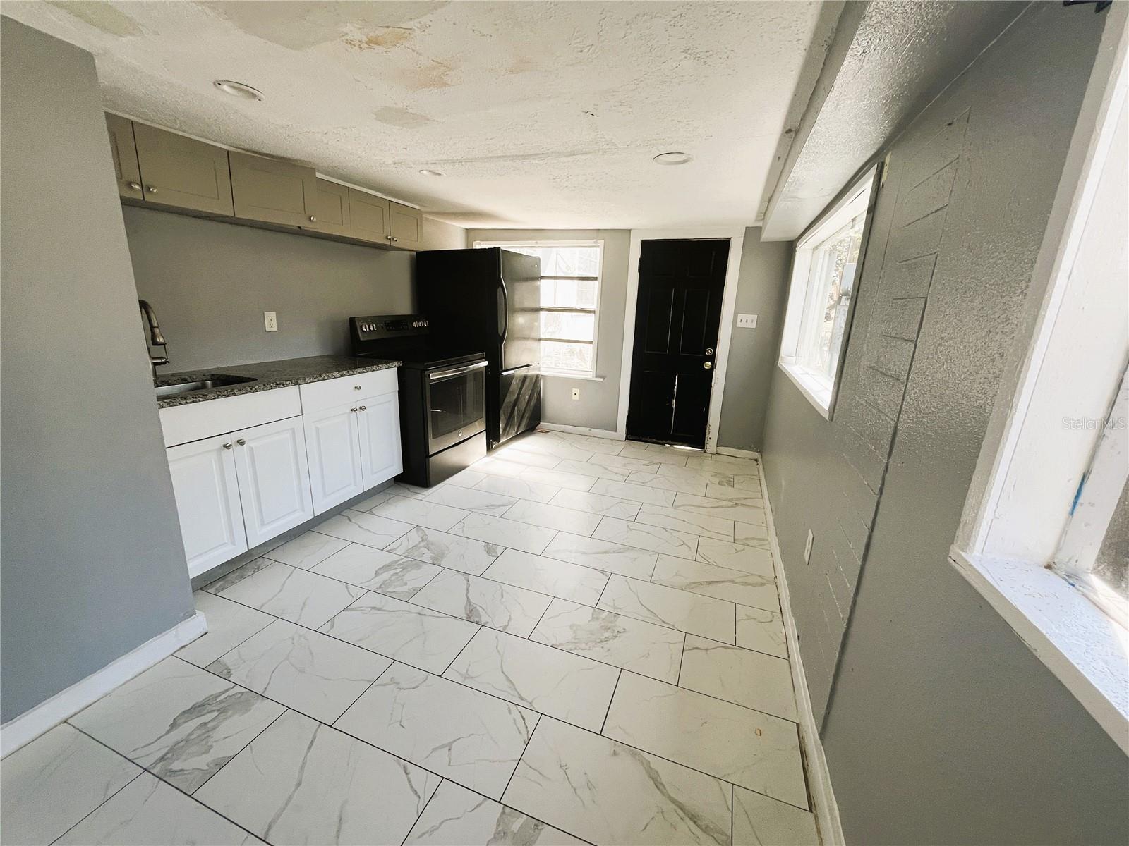 ROWLADER ADD 02 COLEMANS DAYTONA - Residential