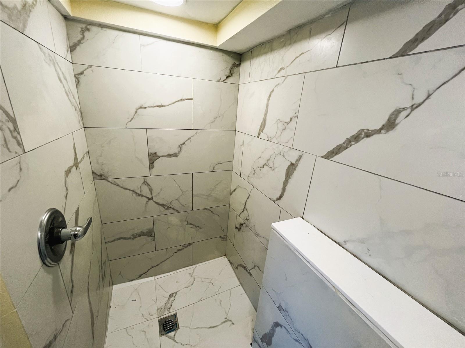 ROWLADER ADD 02 COLEMANS DAYTONA - Residential