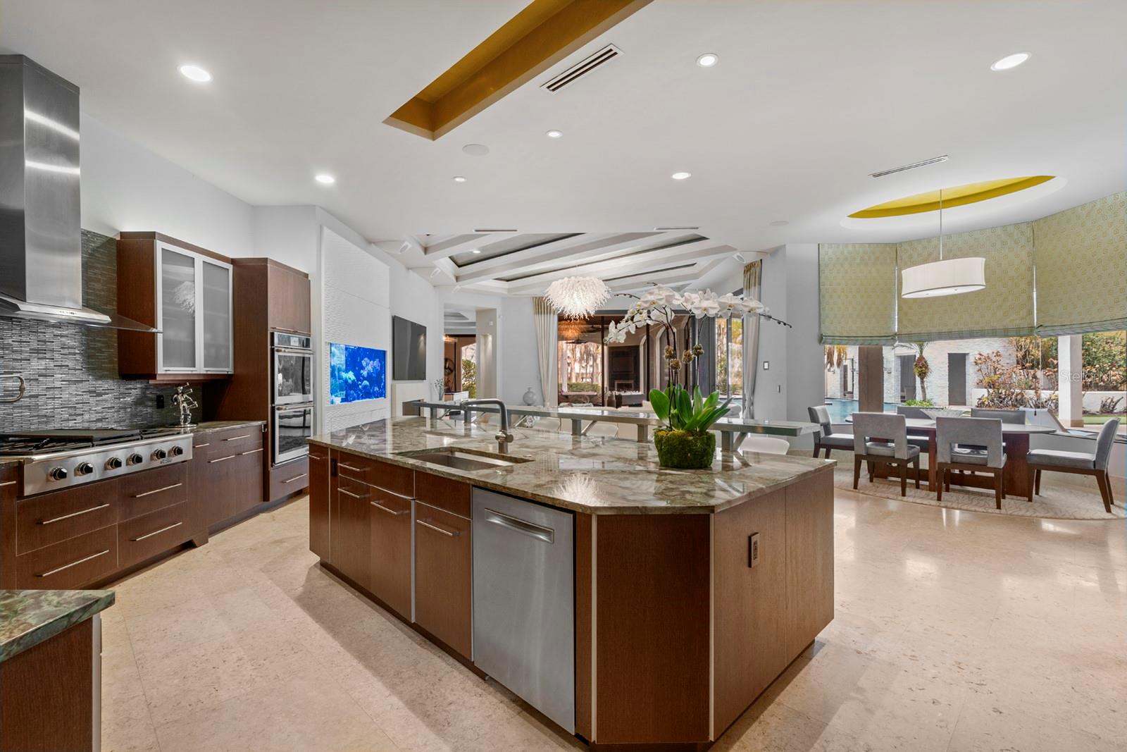 KEENES POINTE - Residential