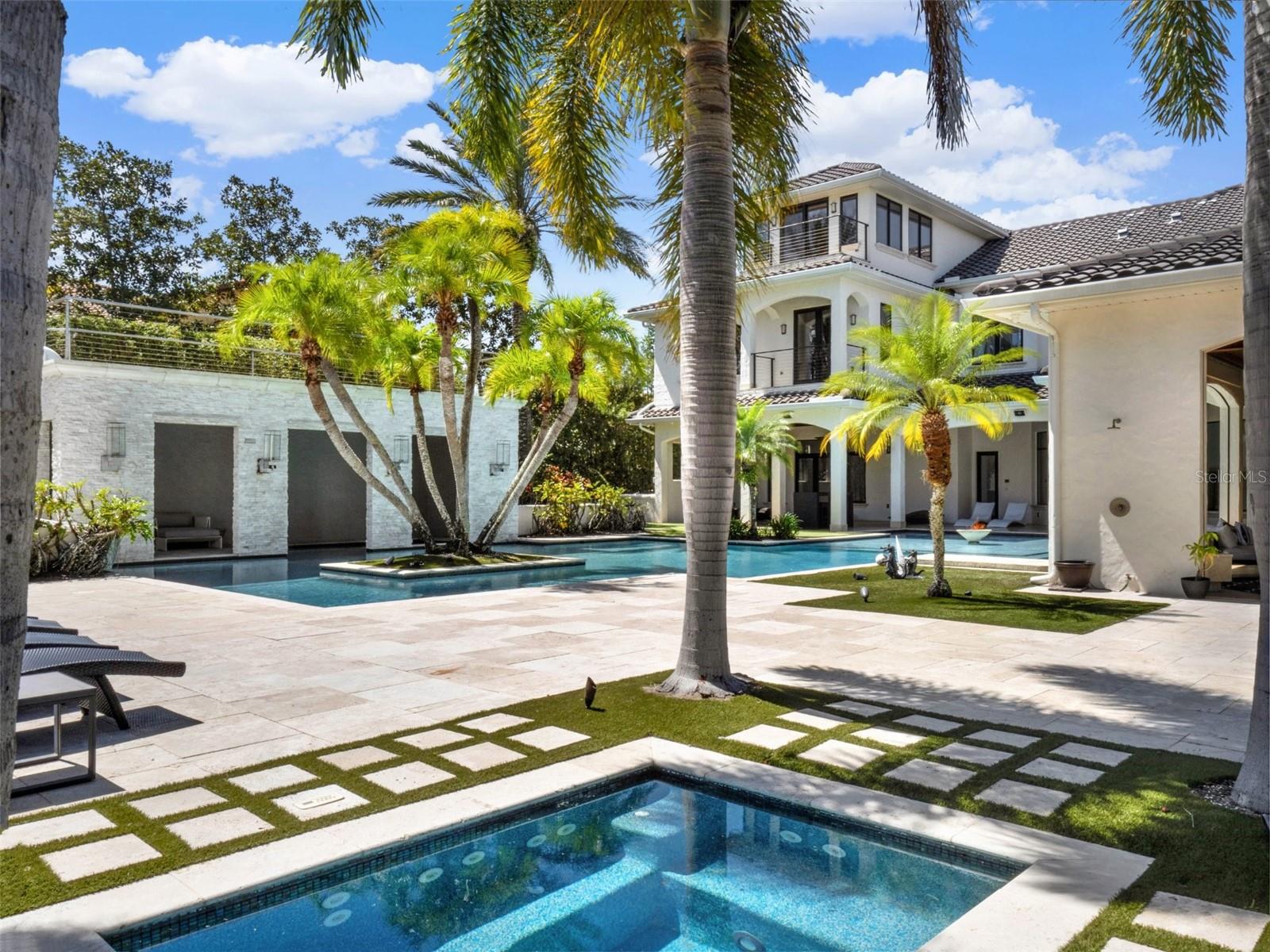 KEENES POINTE - Residential