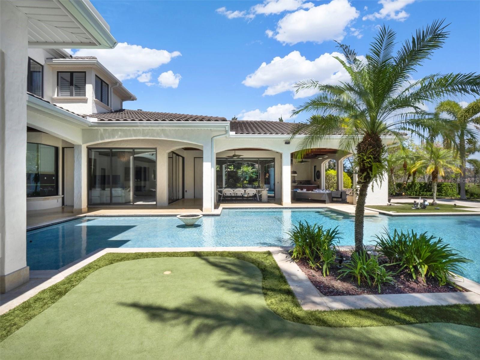 KEENES POINTE - Residential