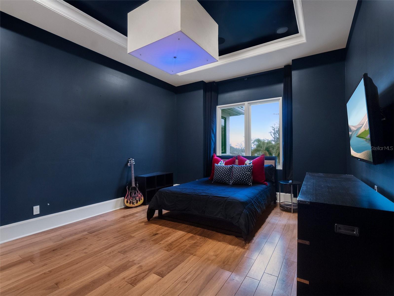 KEENES POINTE - Residential