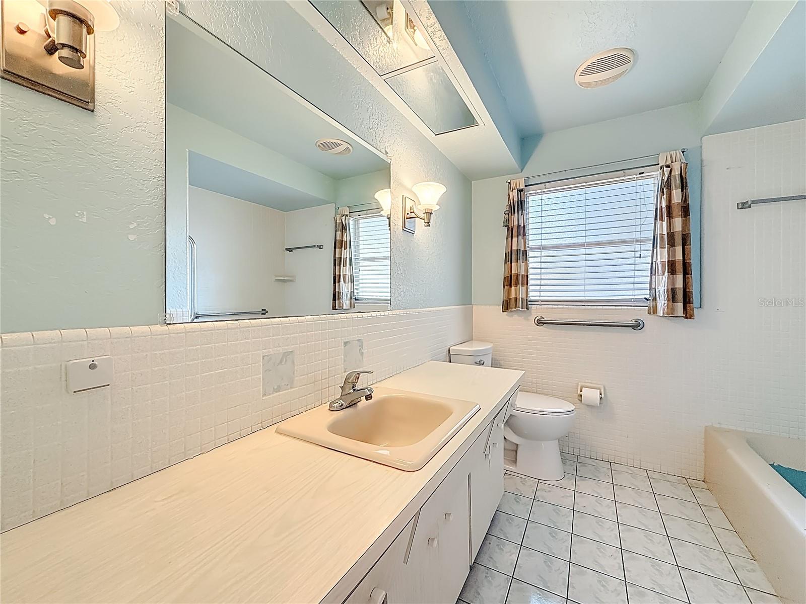 IMPERIAL PARK - Residential