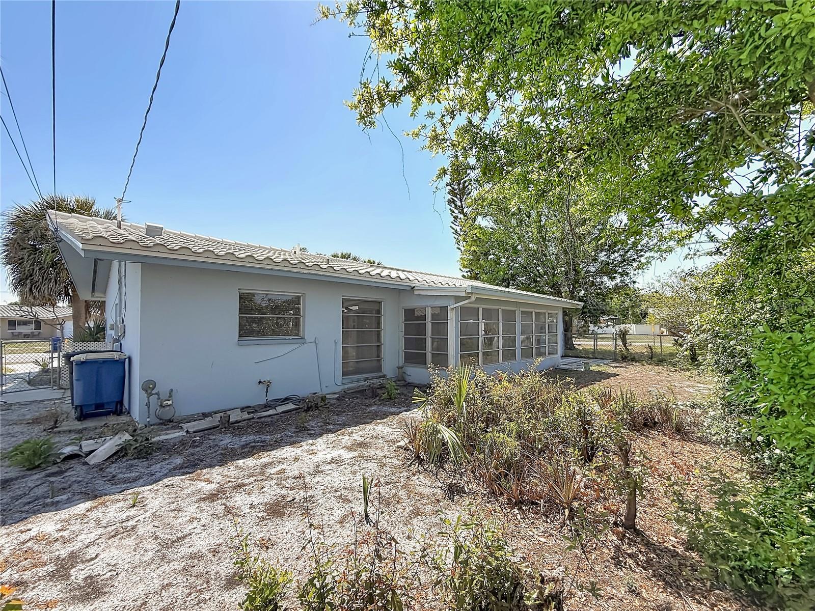 IMPERIAL PARK - Residential