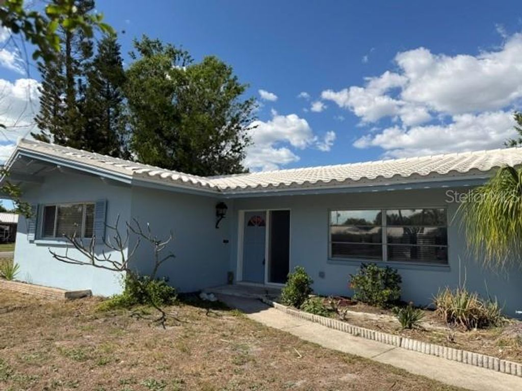 Photo of 2028 Imperial Way, Clearwater, FL 33764 (MLS # TB8493552)