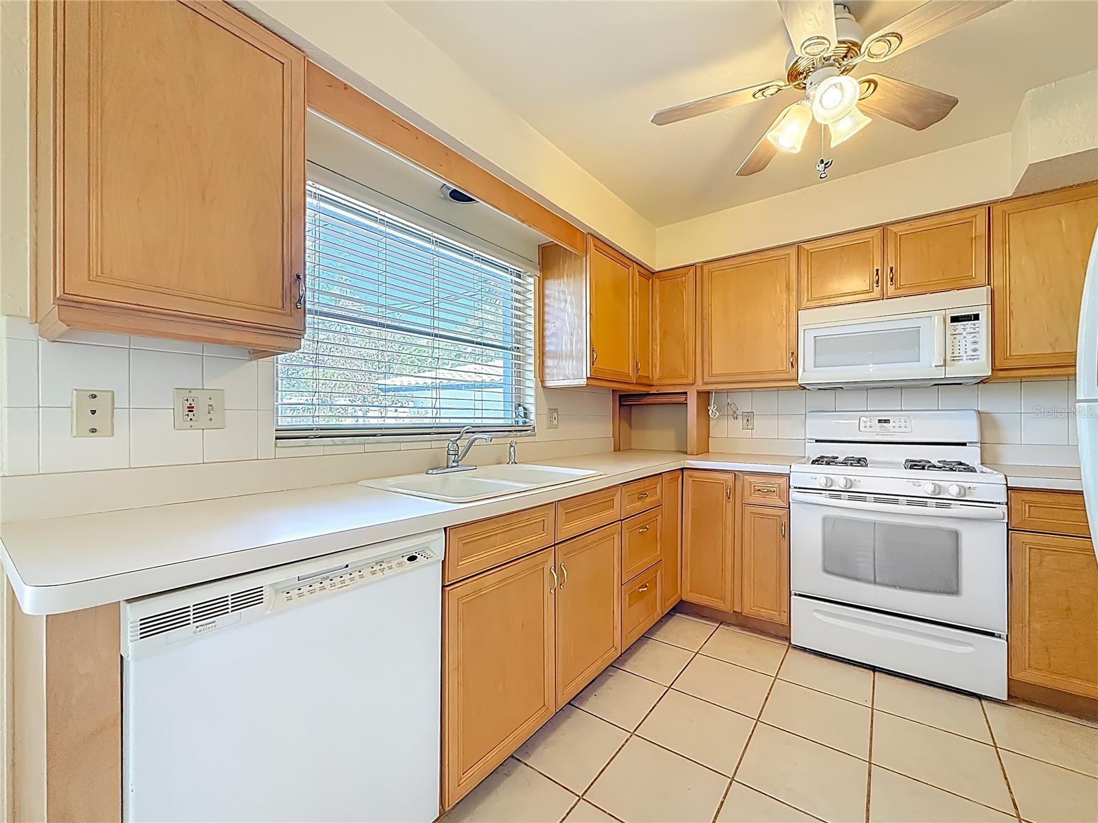 IMPERIAL PARK - Residential