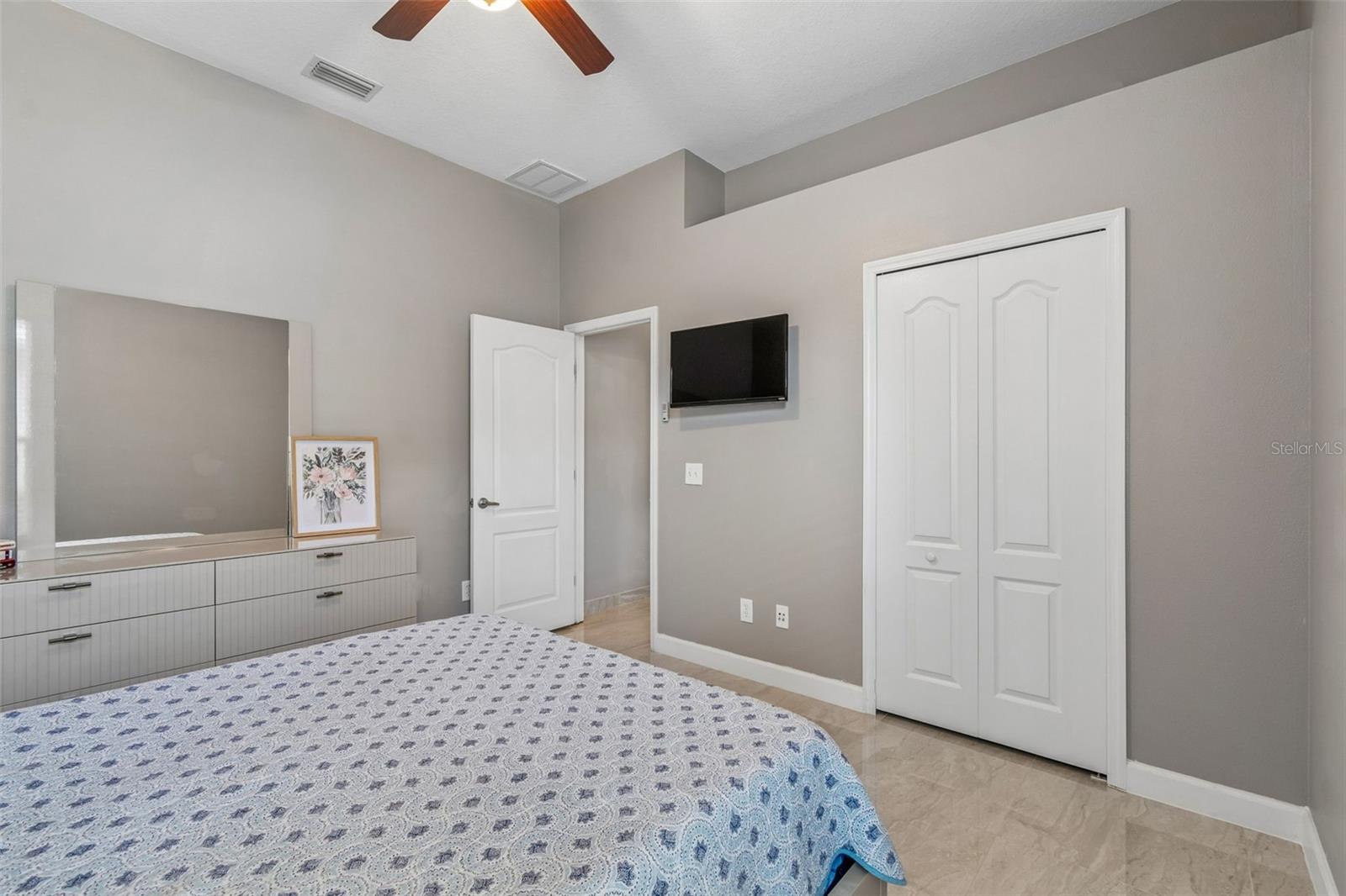 GRAND HAMPTON PH 4 - Residential