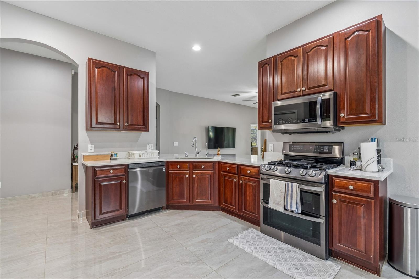 GRAND HAMPTON PH 4 - Residential