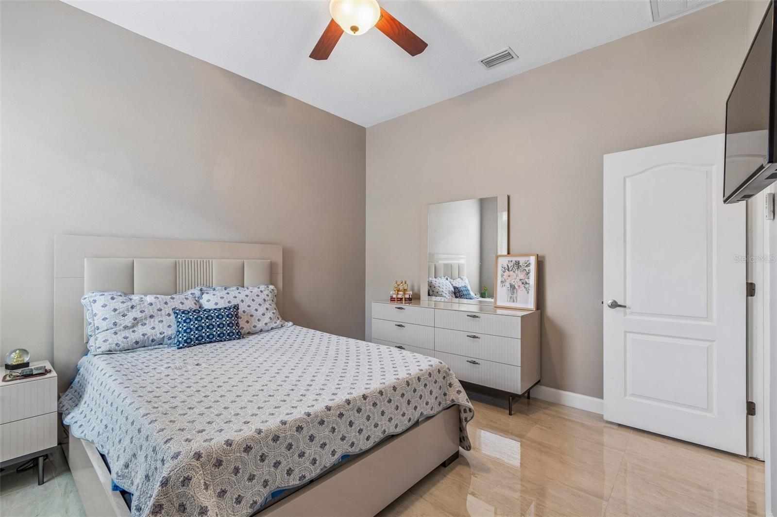GRAND HAMPTON PH 4 - Residential