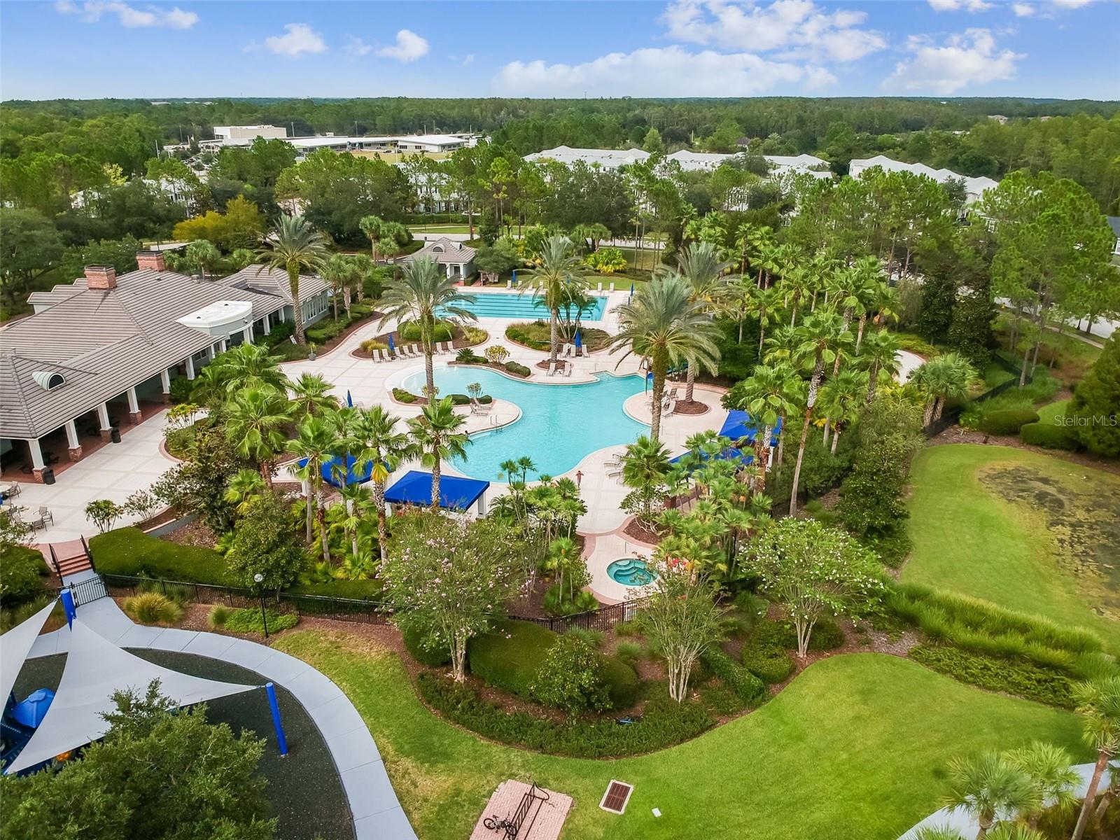 GRAND HAMPTON PH 4 - Residential