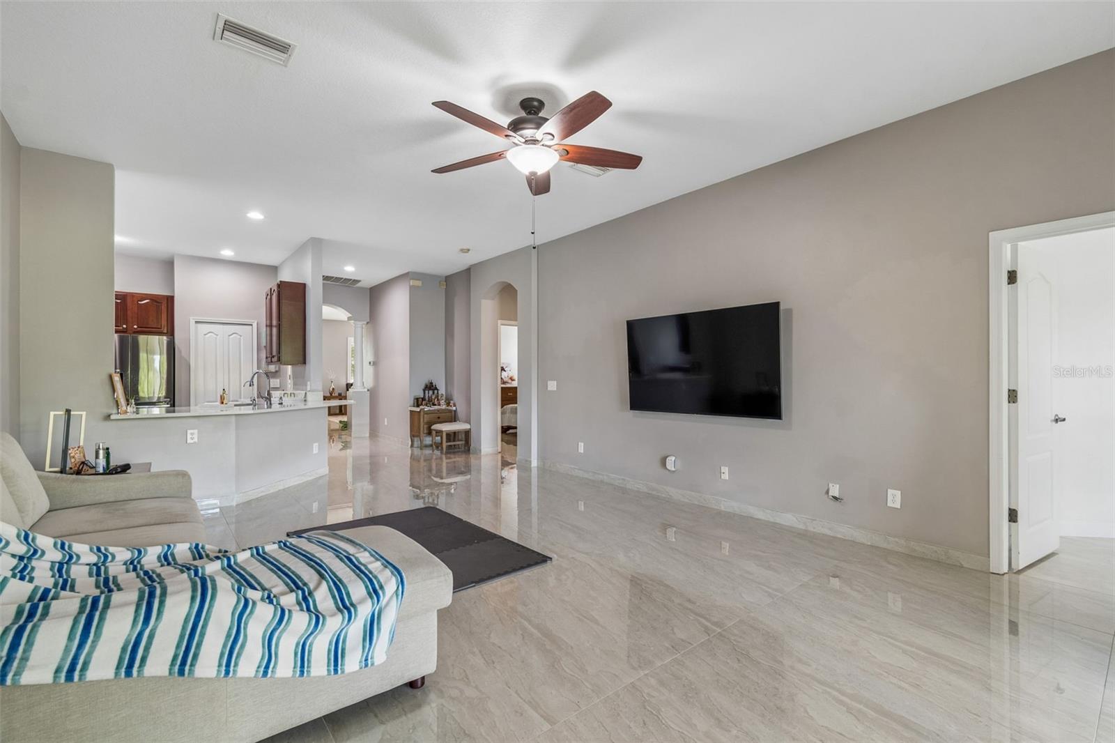 GRAND HAMPTON PH 4 - Residential