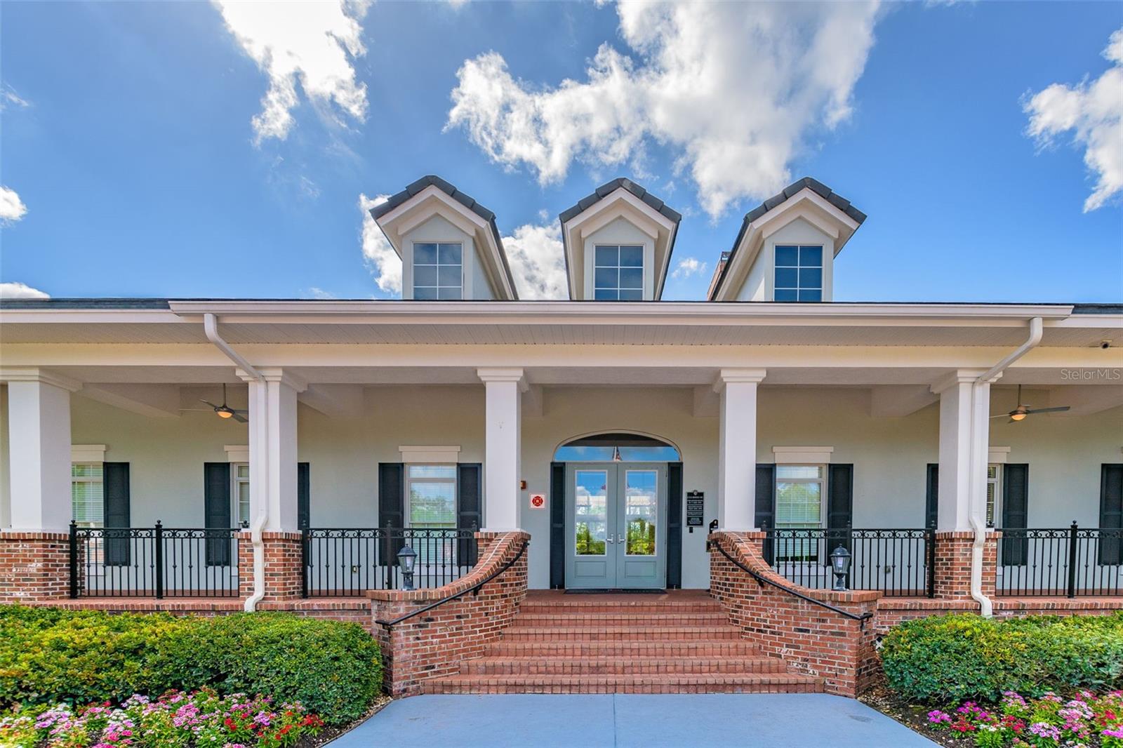 GRAND HAMPTON PH 4 - Residential