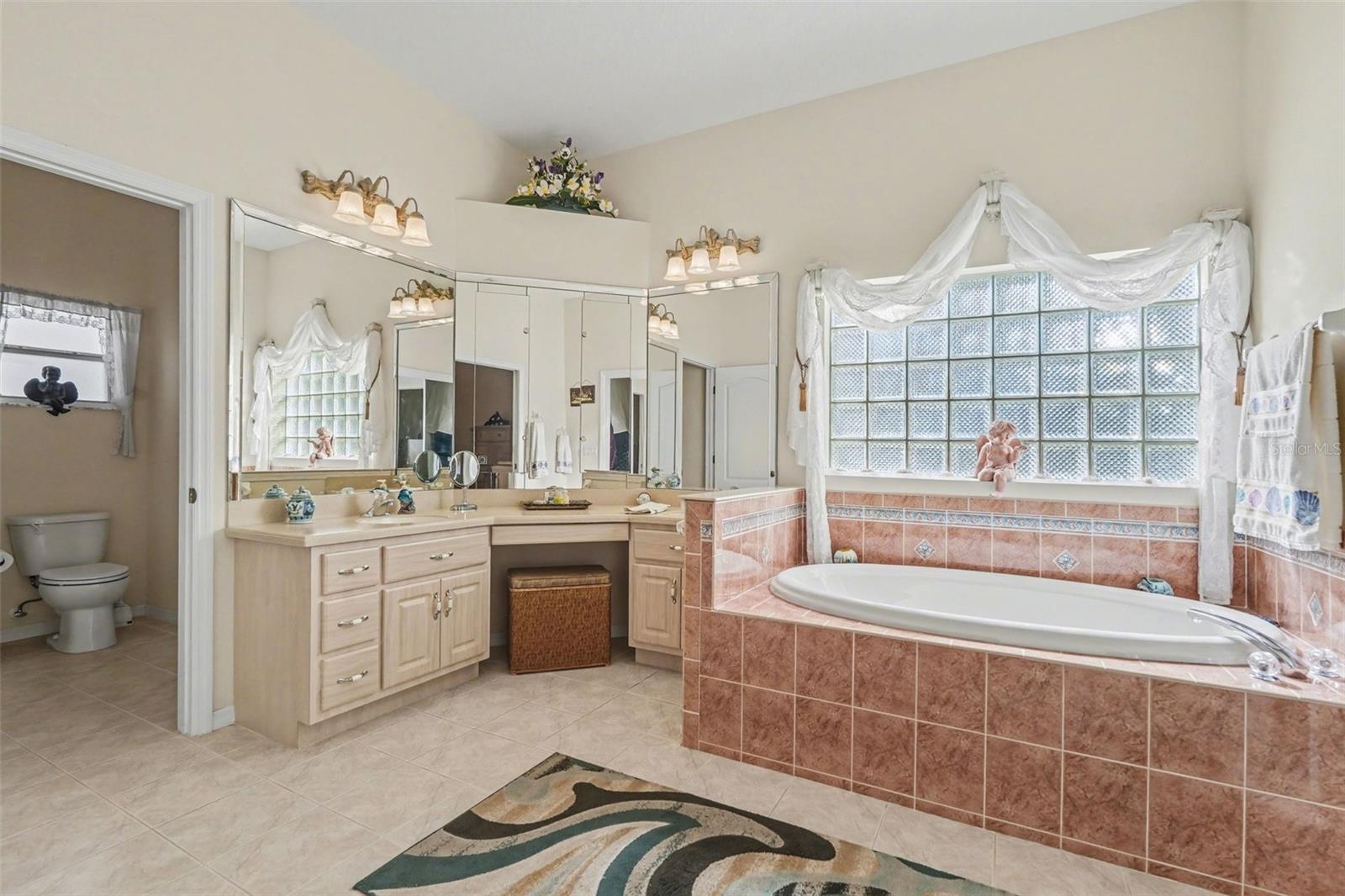 PLANTATION ESTATES - Residential