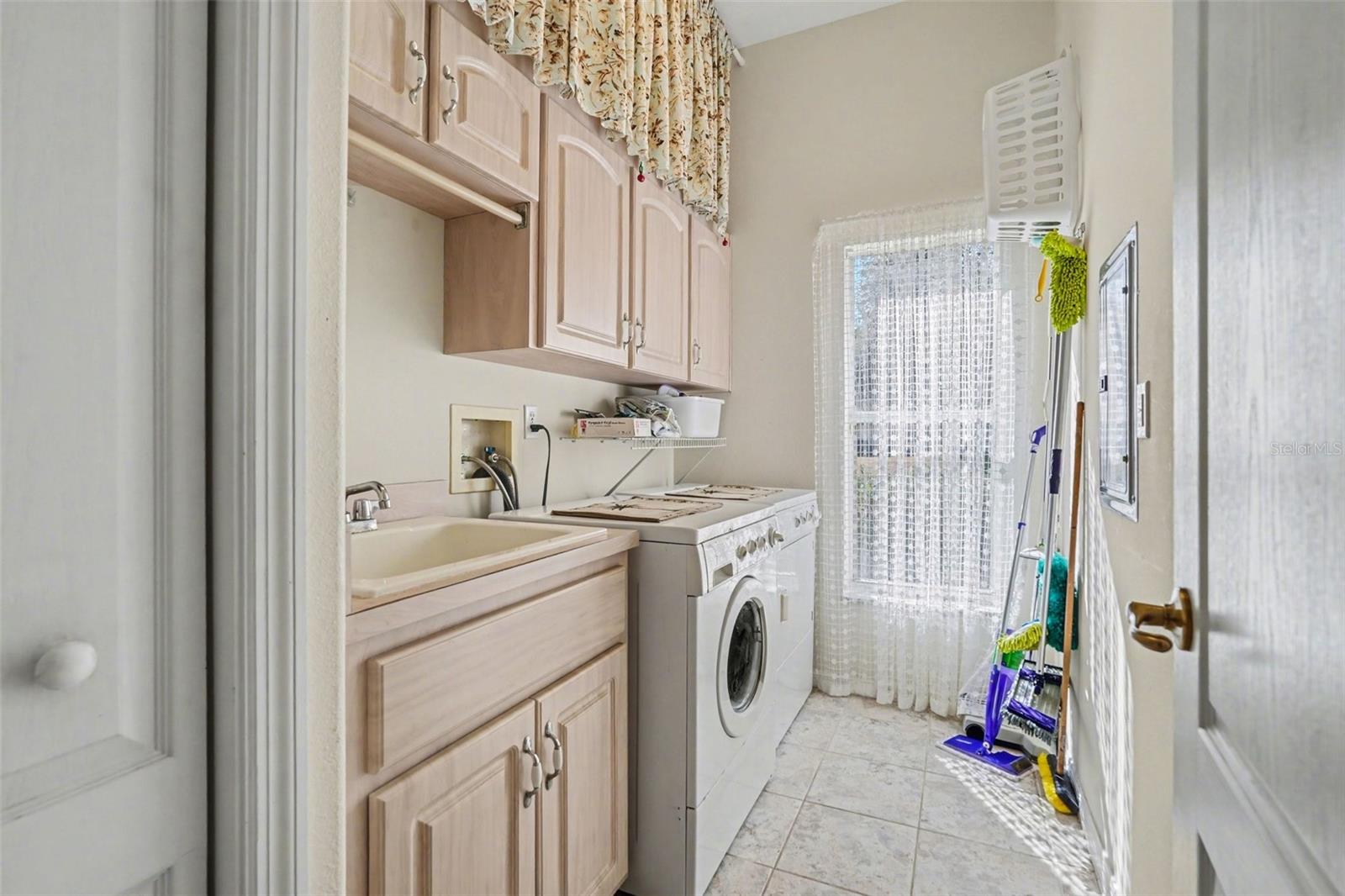 PLANTATION ESTATES - Residential