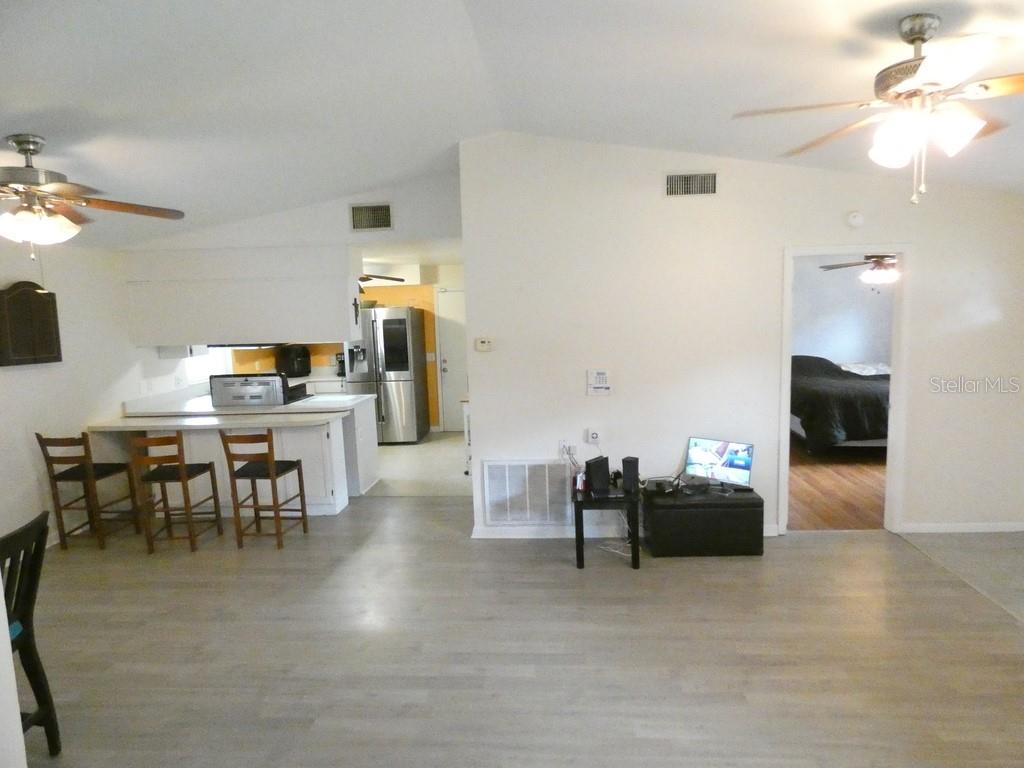 FOX LAKES - Residential