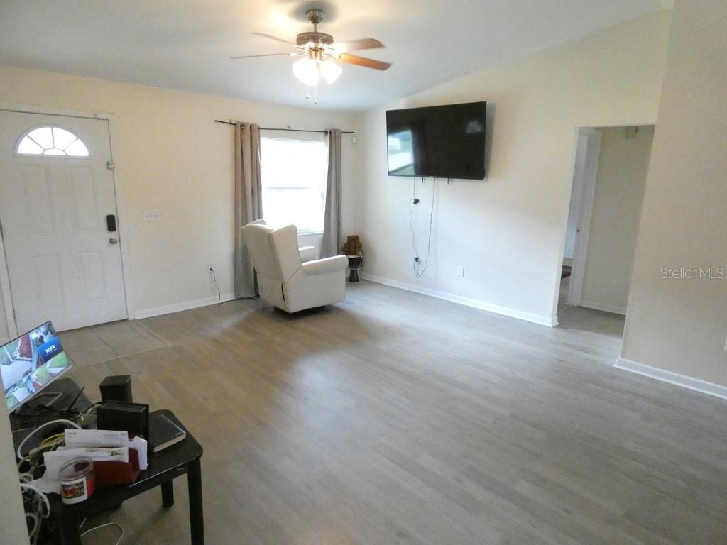 FOX LAKES - Residential