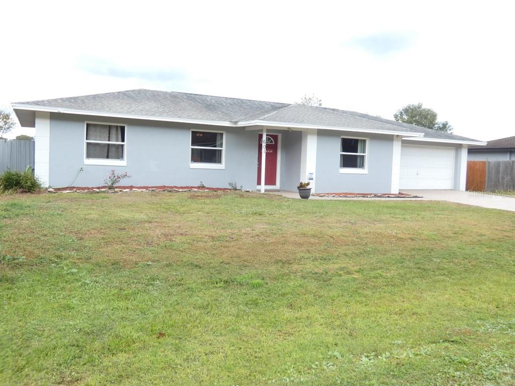 FOX LAKES - Residential