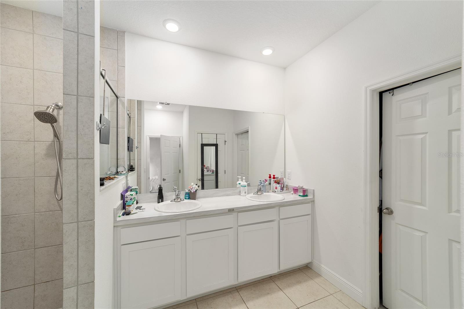 KINGSLAND COUNTRY ESTATES-WHISPERING PINES - Residential Lease