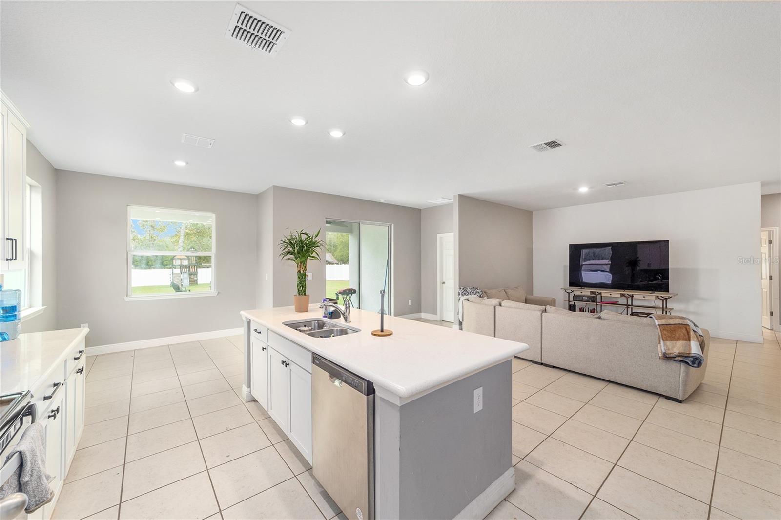 KINGSLAND COUNTRY ESTATES-WHISPERING PINES - Residential Lease