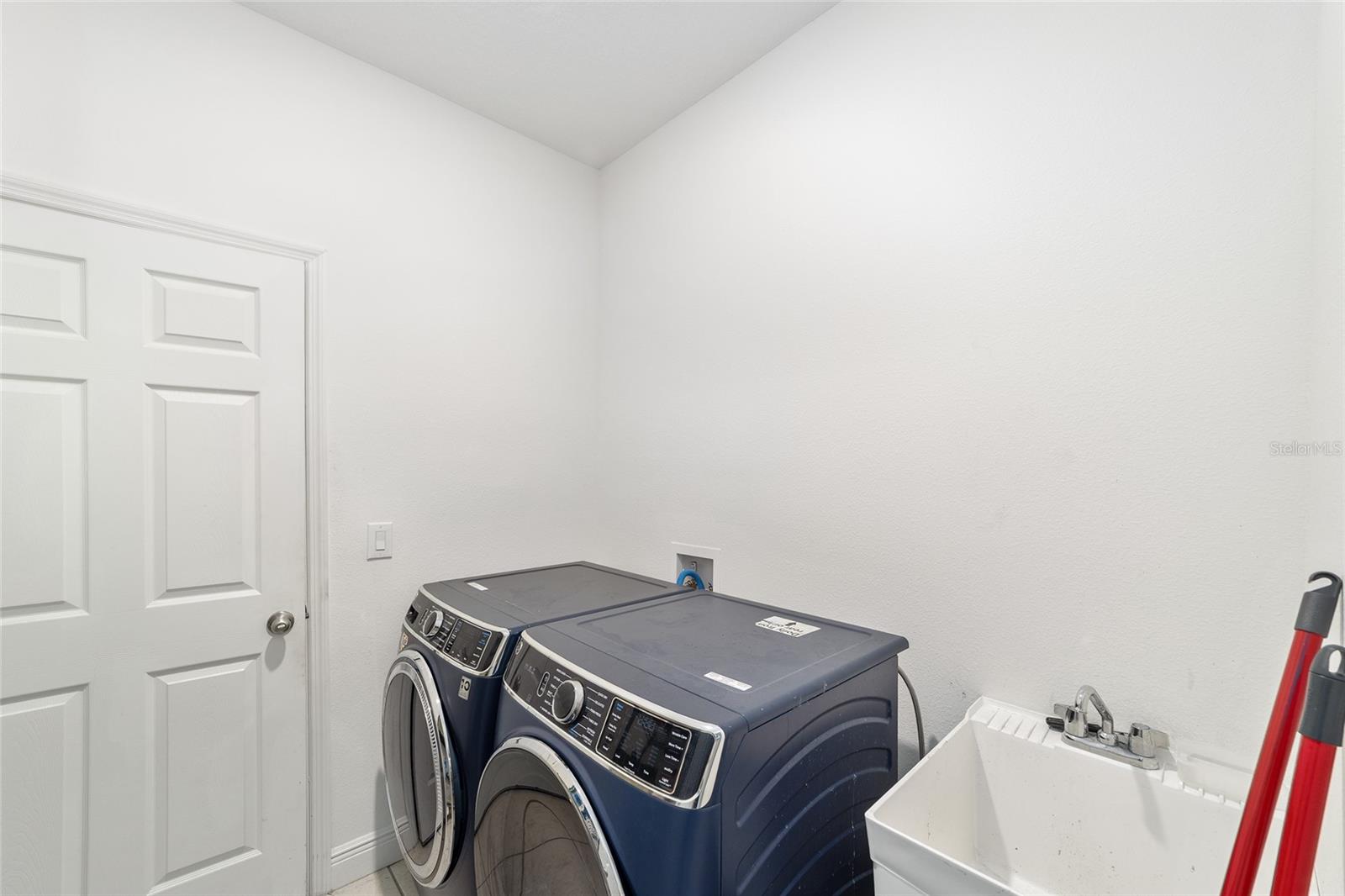 KINGSLAND COUNTRY ESTATES-WHISPERING PINES - Residential Lease