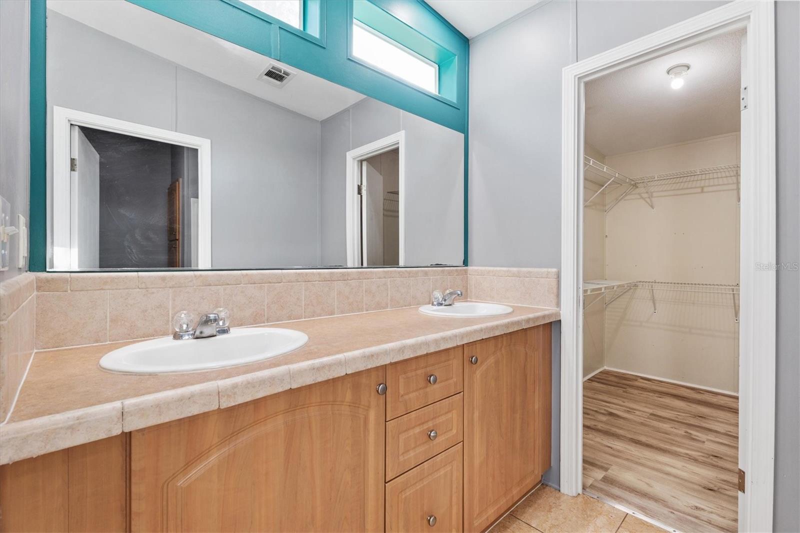 FRUITLAND PARK - Residential