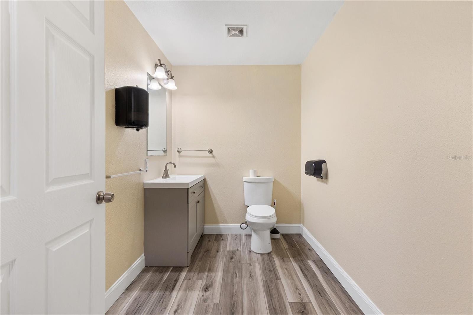 FRUITLAND PARK - Residential