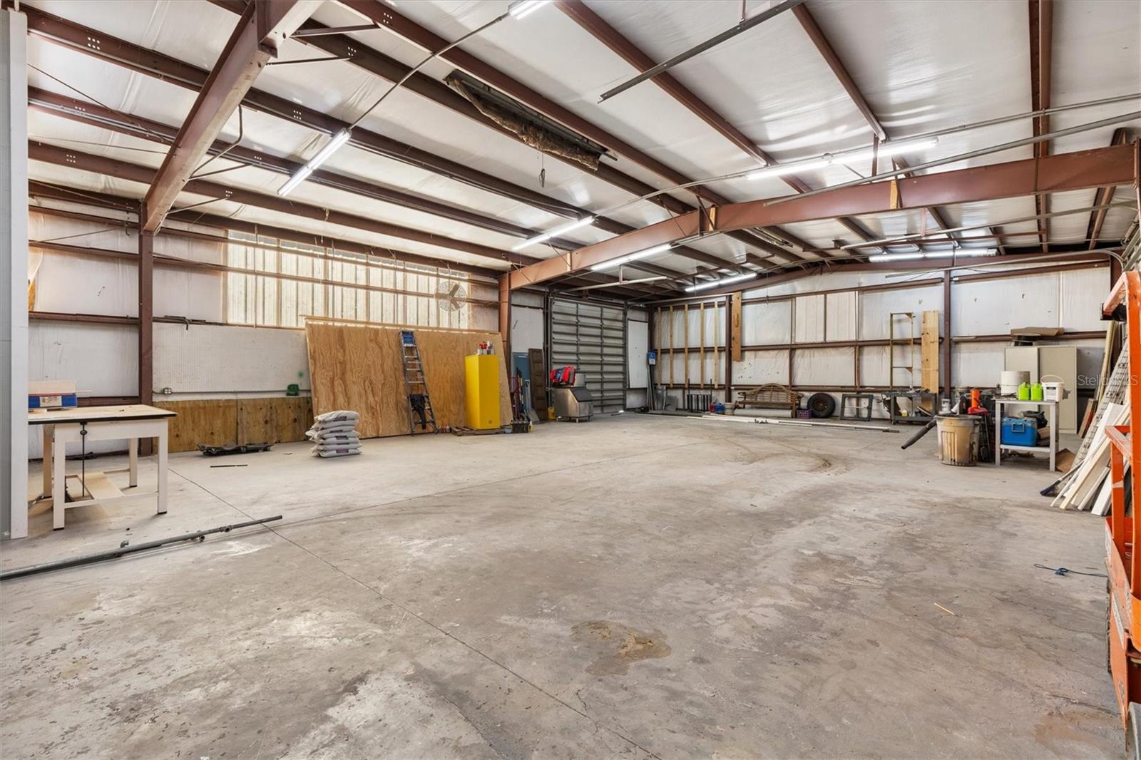 FRUITLAND PARK - Residential