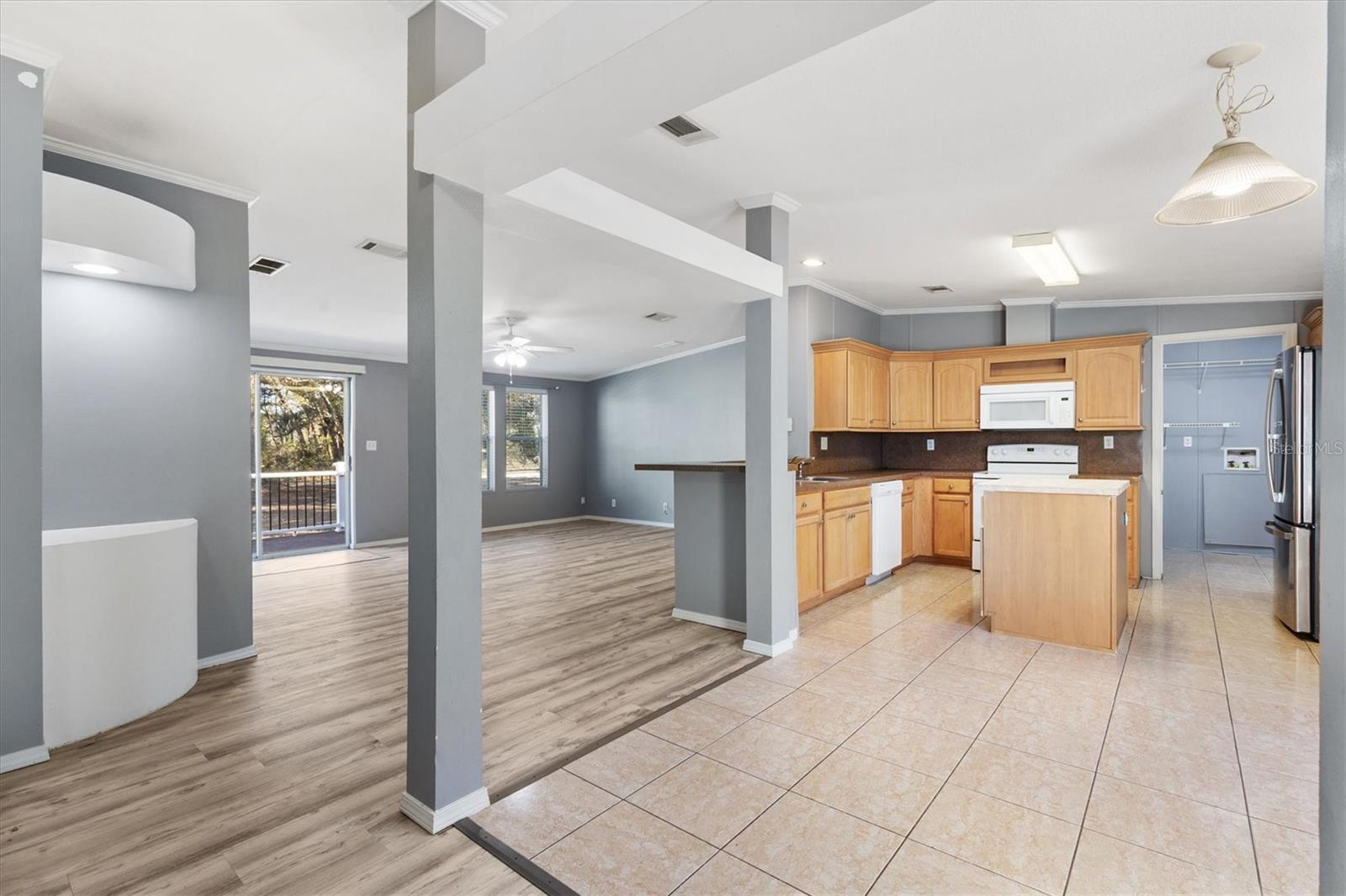 FRUITLAND PARK - Residential