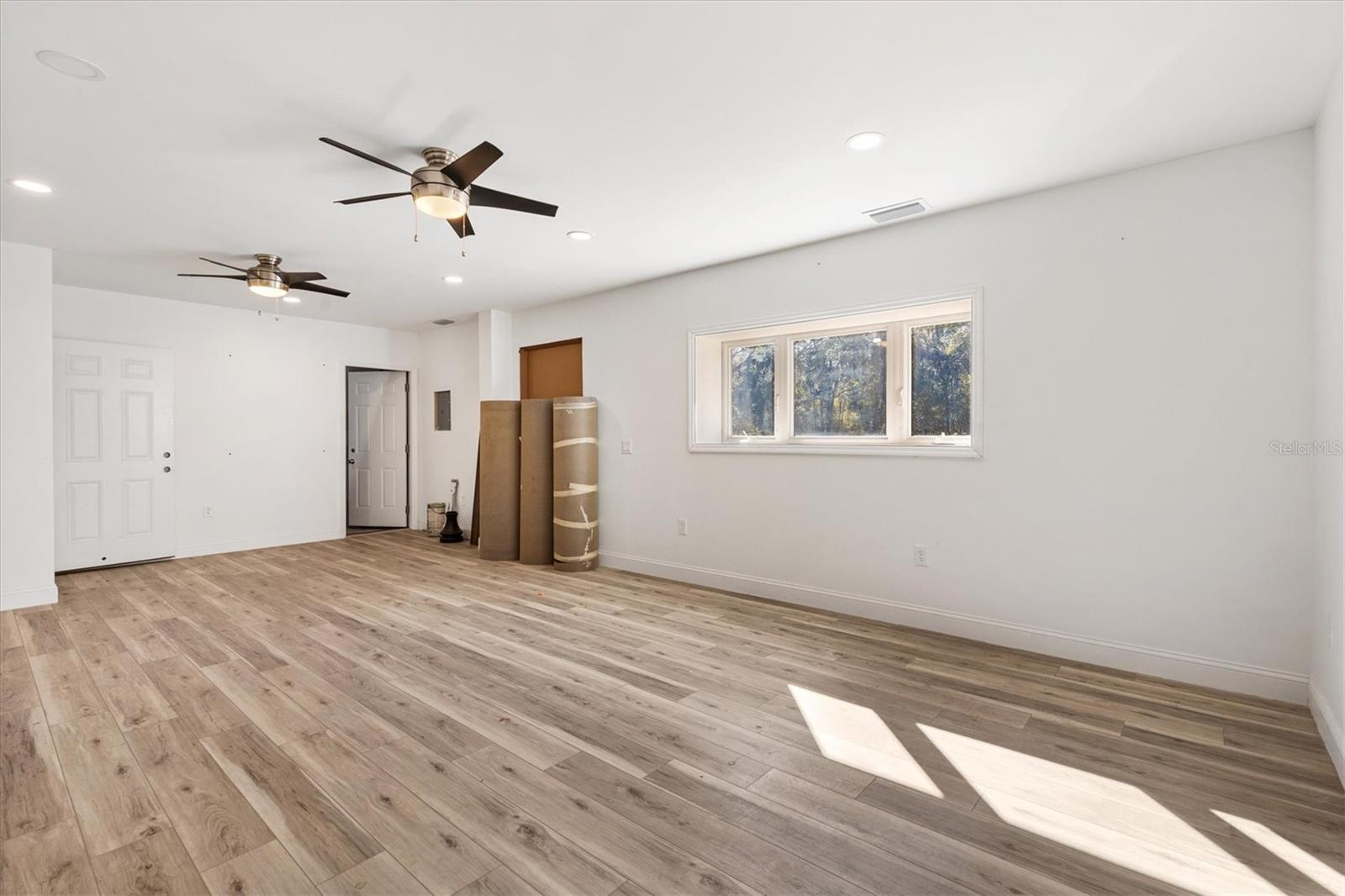 FRUITLAND PARK - Residential