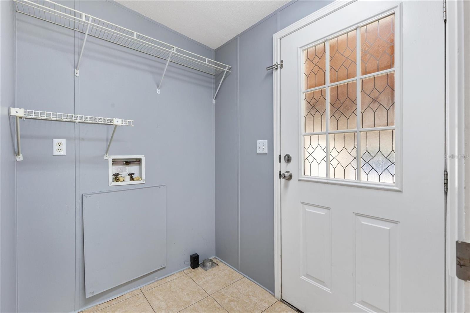 FRUITLAND PARK - Residential