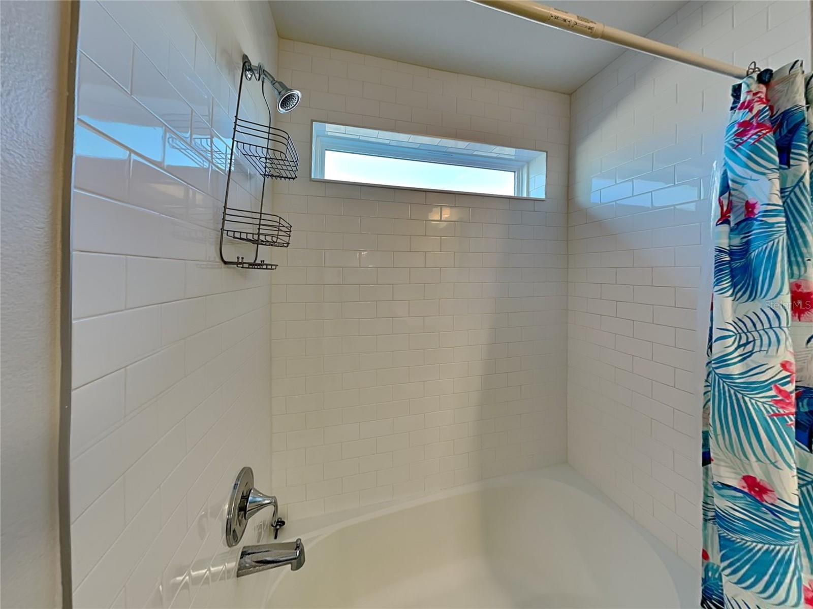 PRAIRIE OAKS - Residential Lease