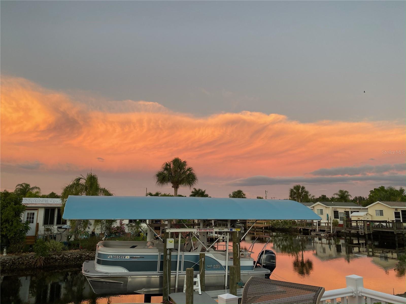 WINDMILL VILLAGE - Residential